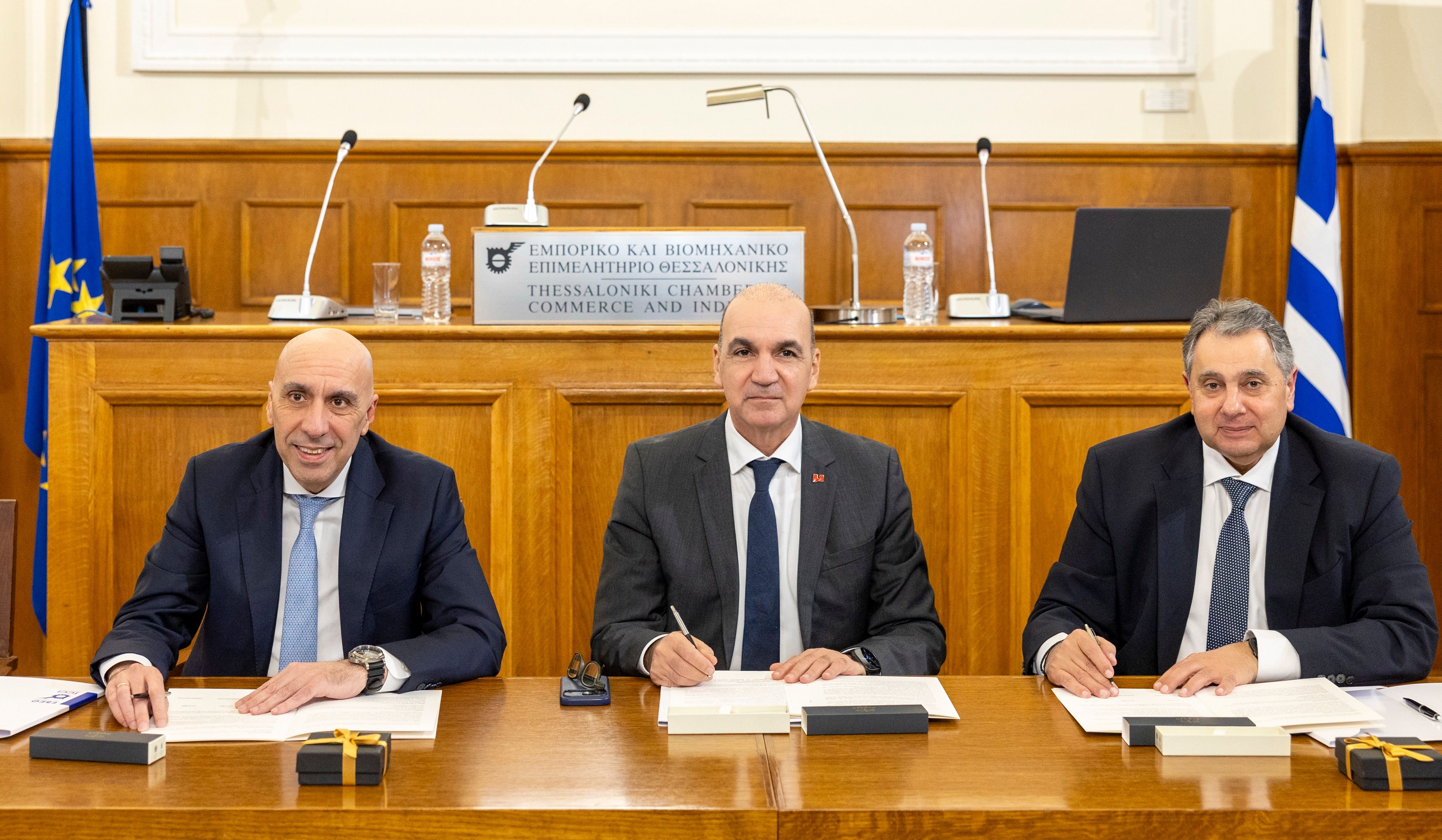 Στρατηγική συμμαχία των τριών μεγαλύτερων Επιμελητηρίων για τη θωράκιση και ανάπτυξη της Ελληνικής μεταποίησης - ΕΒΕΘ, ΕΒΕΑ και ΕΒΕΠ υπέγραψαν Μνημόνιο Συνεργασίας